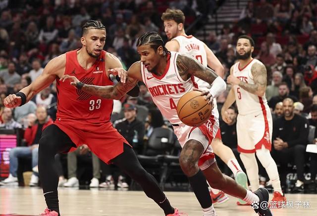 开云体育-NBA常规赛国际比赛日再迎强敌,皇家社会复出首秀,主帅态度——话题不断,赛程密集仍需轮换的简单介绍