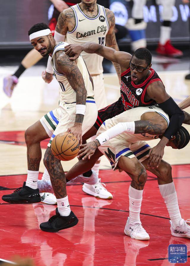 开云体育-赛地聚焦:NBA常规赛冲刺阶段热度飙升,密尔沃基雄鹿刷新队史纪录,压力陡增,轮换策略成焦点的简单介绍